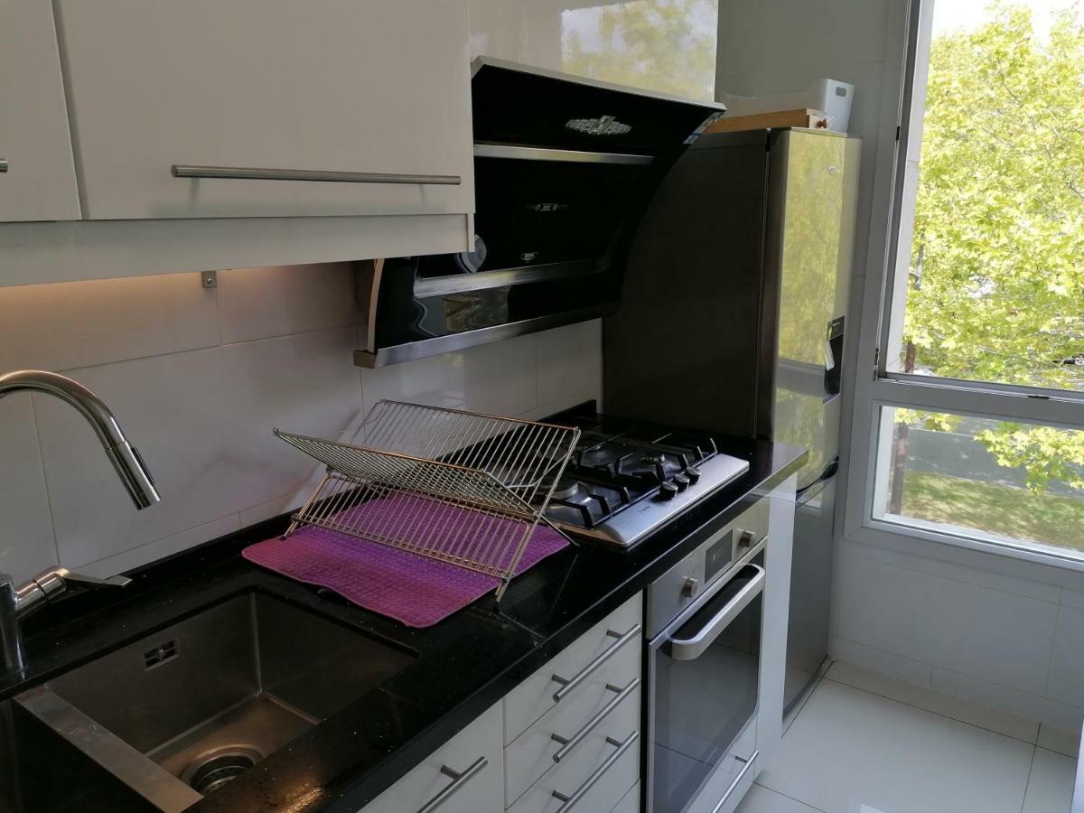 Beautiful T4 Appartement 8 Personnes Proche Disney Parking Prive Биси Сен Жорж Екстериор снимка