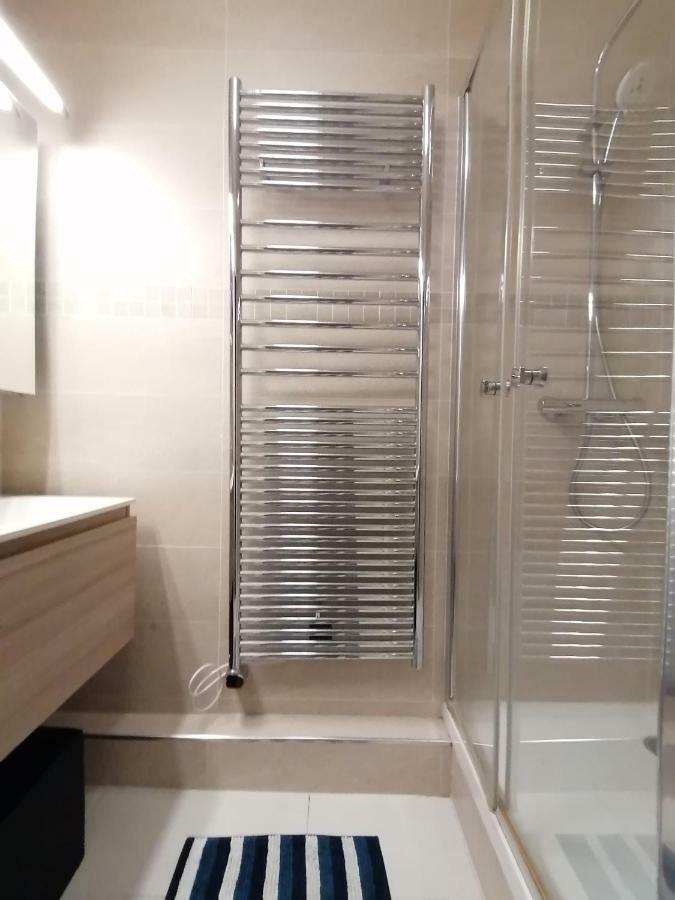 Beautiful T4 Appartement 8 Personnes Proche Disney Parking Prive Биси Сен Жорж Екстериор снимка